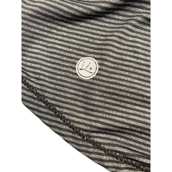 Queenie Ke Women's Pinstripes 2-in-1 Yoga Top Gray Medium - Picture 4 of 9